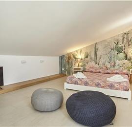 3 bedroom villa with pool near Scopollo, sleeps 6